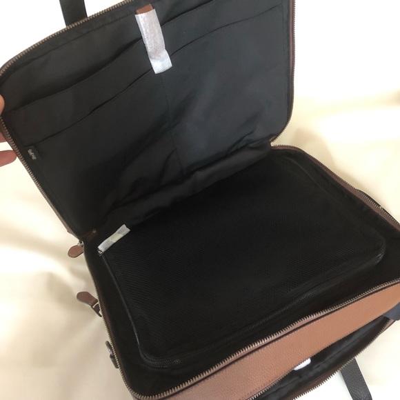 COACH Hamilton Seddle/Black Leather Day Brief - Picture 7 of 8